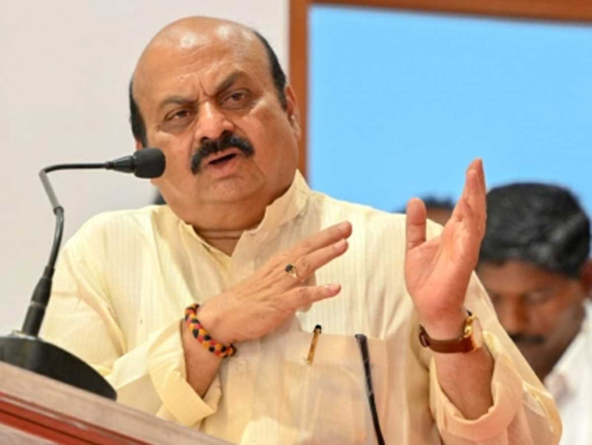 कर्नाटक चुनाव : सीएम ने कहा, नेताओं के दलबदल का भाजपा पर नहीं पड़ेगा असर